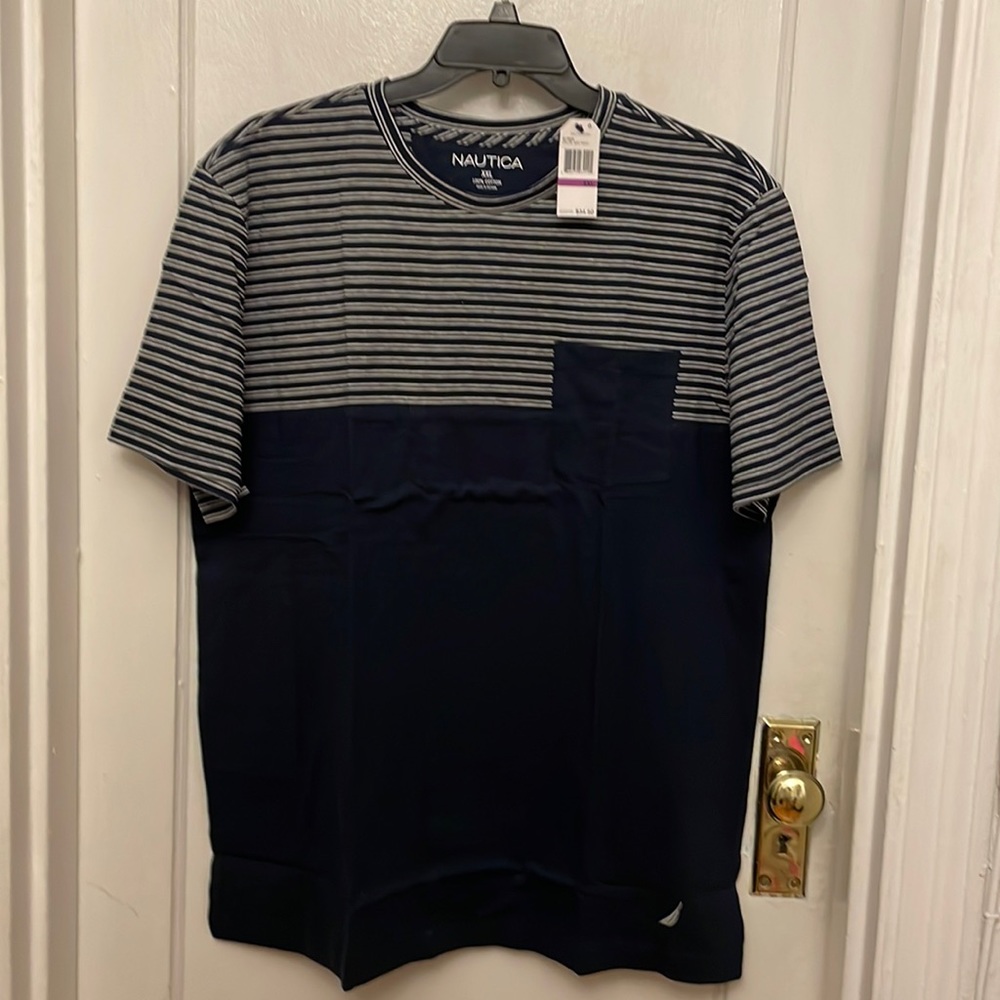 - NWT Náutica big & Tall stripe tee.